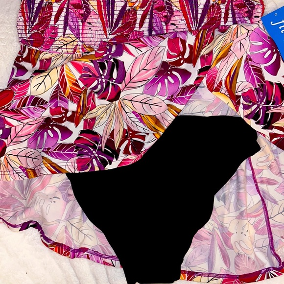 Fit 4 Ur swimsuit - Picture 5 of 11